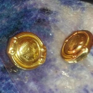 Vintage Julius Caesar 14K Solid Gold Earrings